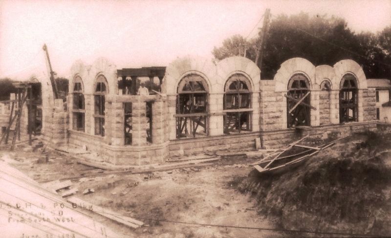 Marker detail: 1893 photo of the Post Office (Federal Building) under construction image. Click for full size.