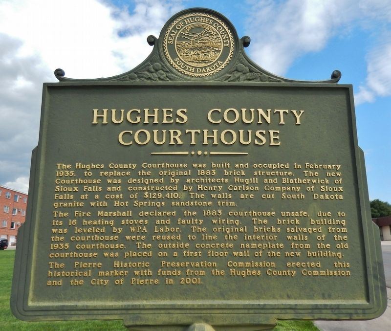 Hughes County Courthouse (<i>marker side 1</i>) image. Click for full size.
