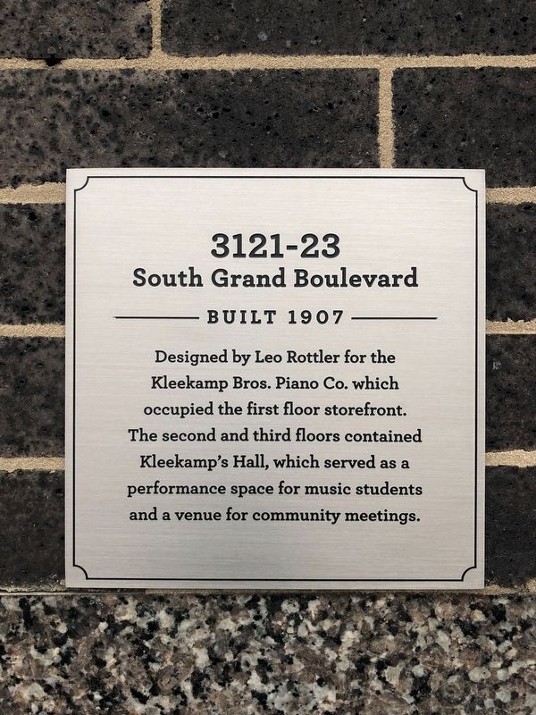 3121-23 South Grand Boulevard Marker image. Click for full size.