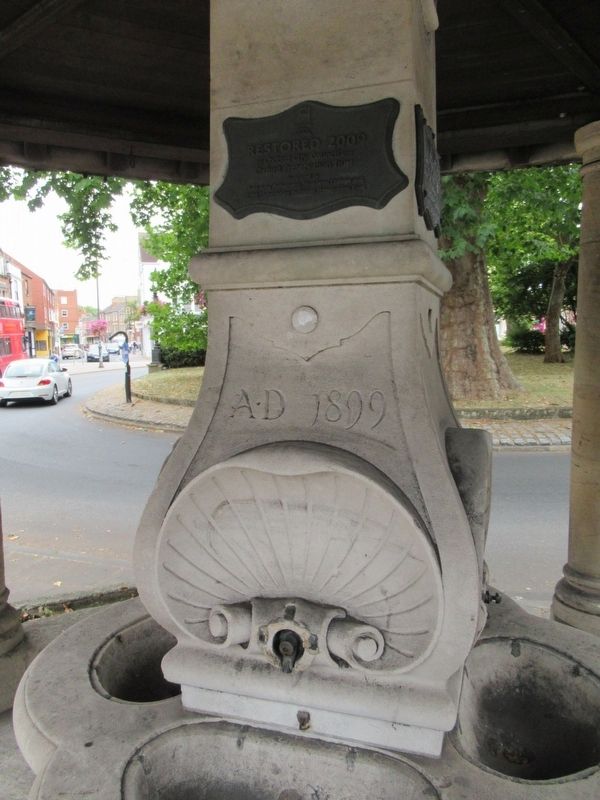 Victoria Fountain. Click for full size. Victoria Fountain image. Click for full size.