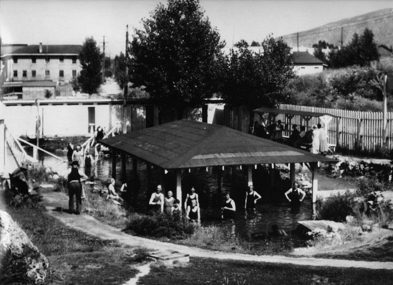 Lava Hot Springs Hot Pools image. Click for full size.