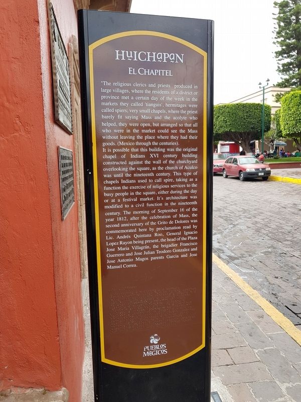 El Chapitel Marker English text. Click for full size. El Chapitel Marker English text image. Click for full size.