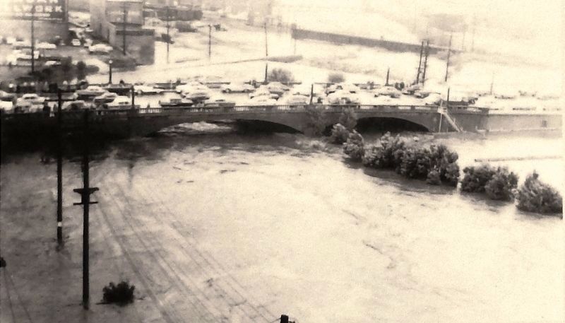 Marker detail: Eighth Street bridge during the 1957 flood image. Click for full size.