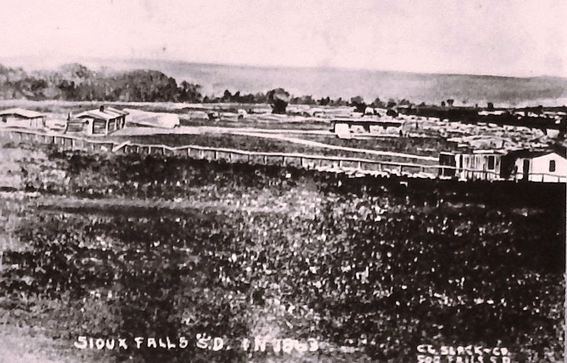 Marker detail: Fort Dakota in 1866 image. Click for full size.