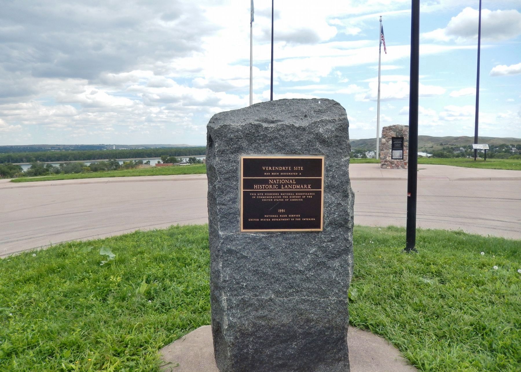 Verendrye Site Marker (<i>wide view; related markers, Missouri River & Pierre, SD in background</i>). Click for full size. Verendrye Site Marker (<i>wide view; related markers, Missouri River & Pierre, SD in background</i>) image. Click for full size.