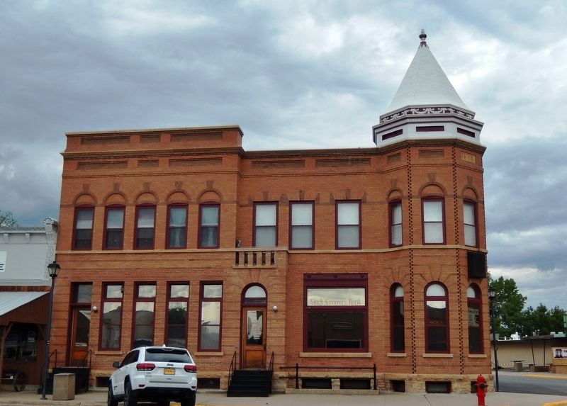 Stockgrowers Bank (<i>south / front view from Main Avenue</i>). Click for full size. Stockgrowers Bank (<i>south / front view from Main Avenue</i>) image. Click for full size.