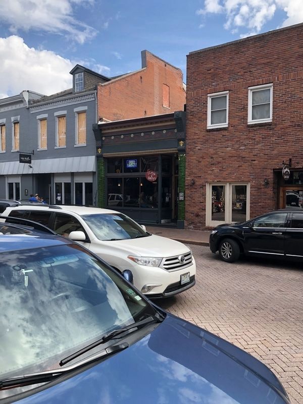 208 North Main Street. Click for full size. 208 North Main Street image. Click for full size.