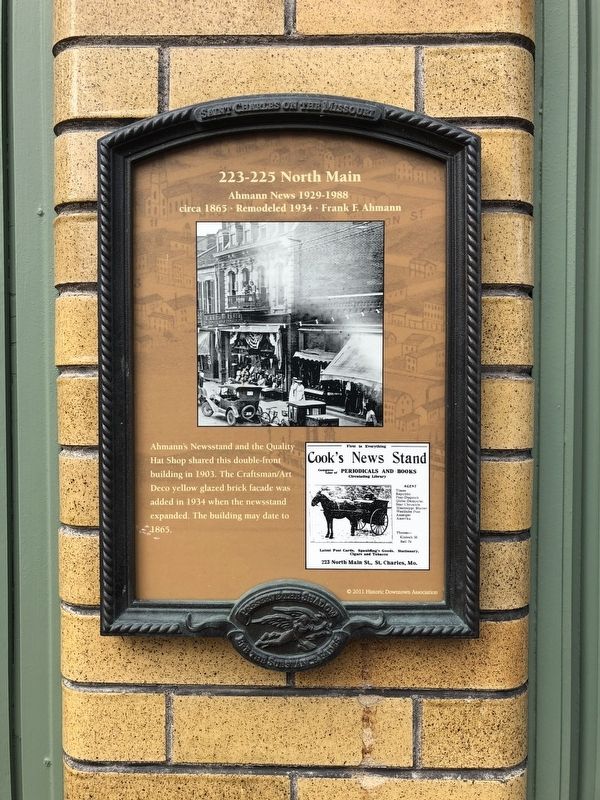 223-225 North Main Marker. Click for full size. 223-225 North Main Marker image. Click for full size.