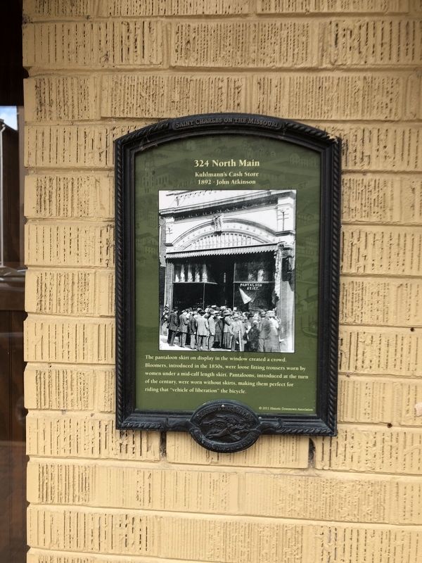324 North Main Marker. Click for full size. 324 North Main Marker image. Click for full size.