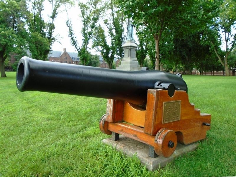 Civil War Memorial Gun and USS Hartford Marker image. Click for full size.