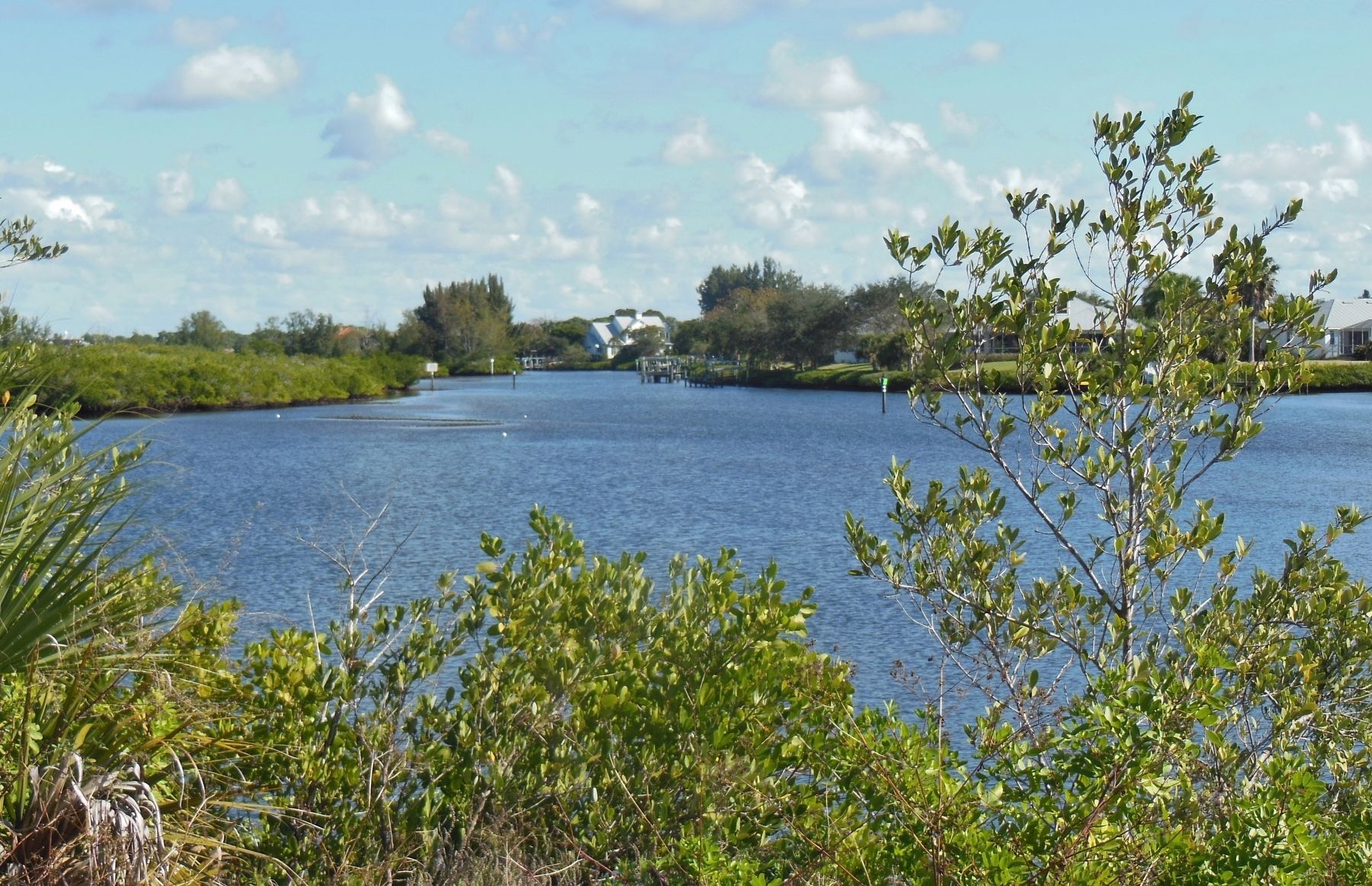 Shakett Creek (<i>view east from near marker</i>) image. Click for full size.