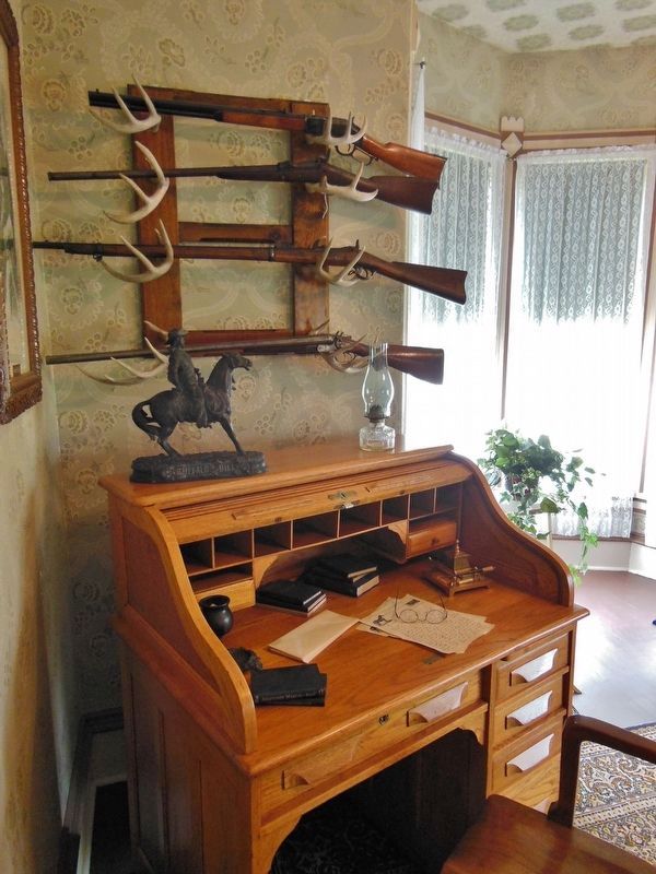 Scout's Rest Ranch: Buffalo Bill's Desk image. Click for full size.