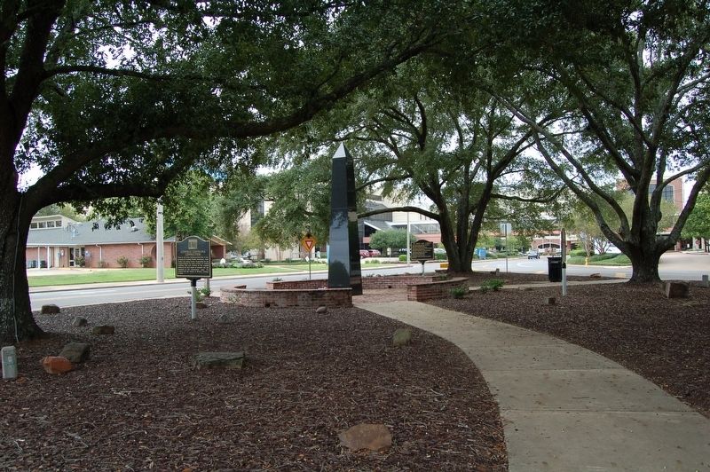 Alexandria Holocaust Memorial image. Click for full size.