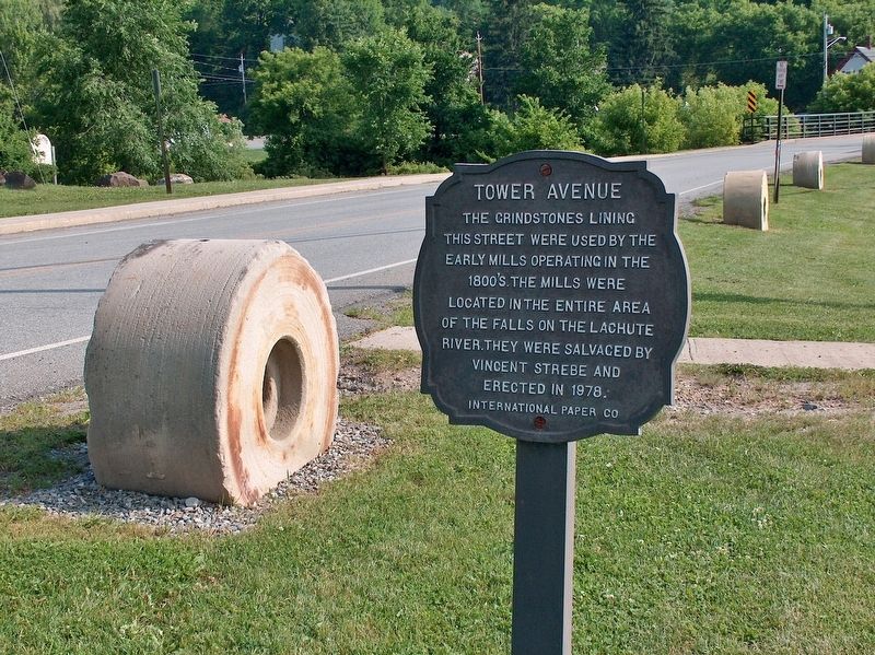 Tower Avenue Grindstones Marker (<i>wide view; looking north along Tower Avenue</i>) image. Click for full size.