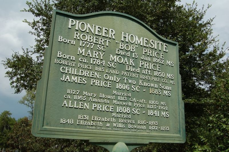 Pioneer Homesite Marker. Click for full size. Pioneer Homesite Marker image. Click for full size.