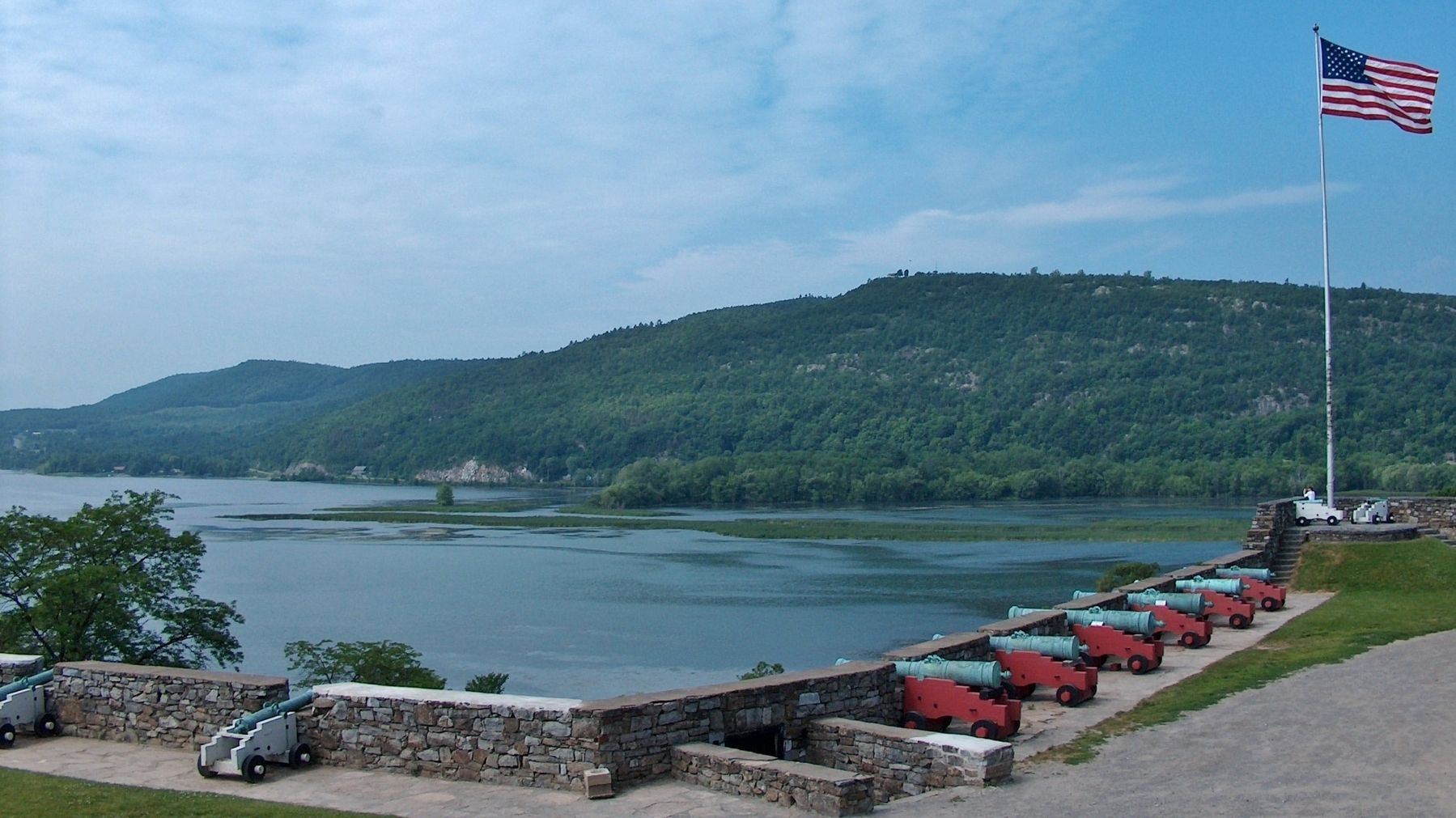 La Chute River / Lake Champlain (<i>view from Fort Ticonderoga</i>) image. Click for full size.