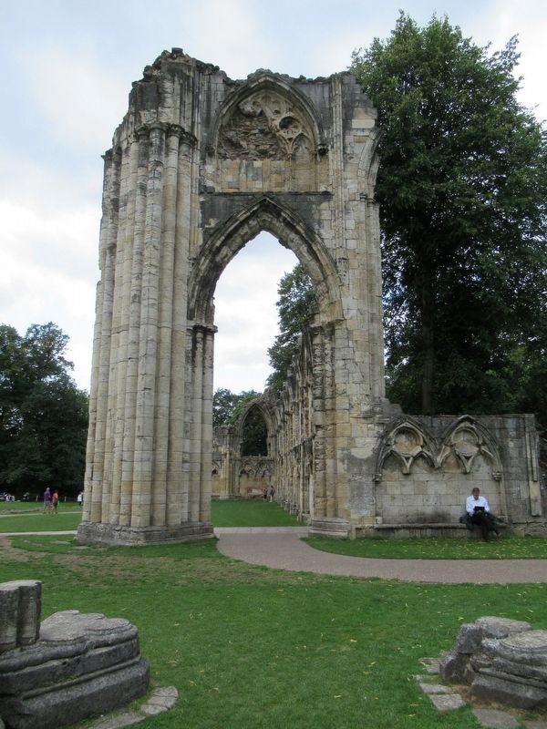 St Marys Abbey Ruins image. Click for full size.