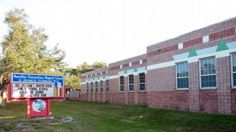 Manatee Elementary Magnet School (<i>currently occupies former Manatee Academy site</i>) image. Click for full size.