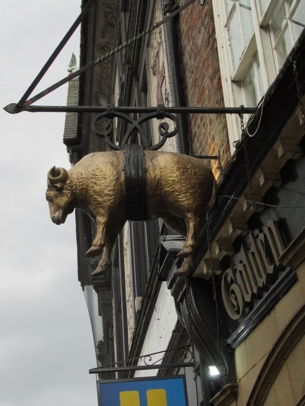 Golden Fleece Pub. Click for full size. Golden Fleece Pub image. Click for full size.
