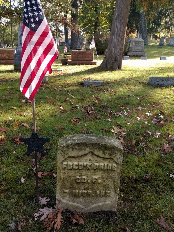 Oak Grove Cemetery - Civil War Headstone image. Click for full size.