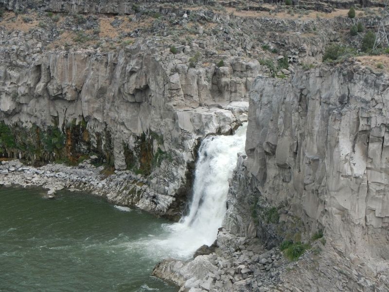 Shoshone Falls image. Click for full size.