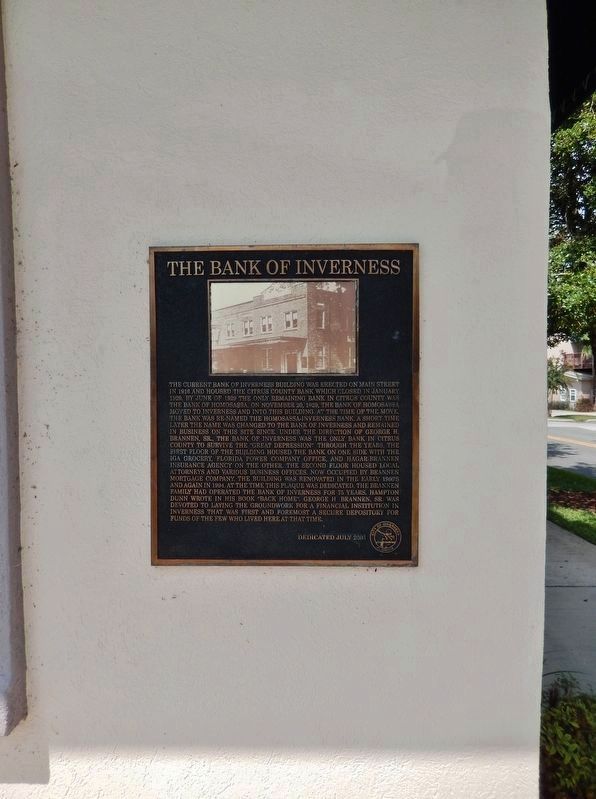 Bank of Inverness Marker (<i>tall view; marker at southeast corner of building; facing south</i>) image. Click for full size.