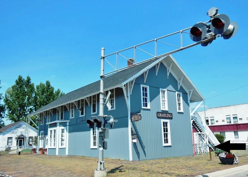 Grayling Depot (<i>marker visible near Michigan Avenue sidewalk, on right</i>) image. Click for full size.