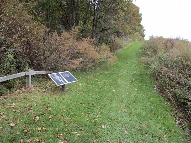 Gahayanduk Fort Hill Marker image. Click for full size.