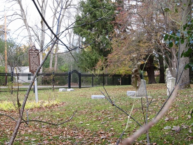 Fox Point School and Burying Ground Marker. Click for full size. Fox Point School and Burying Ground Marker image. Click for full size.