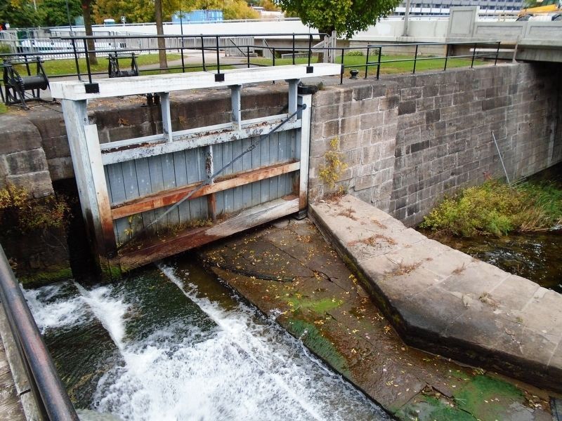Non-operational Rideau Canal Lock next to Marker image. Click for full size.