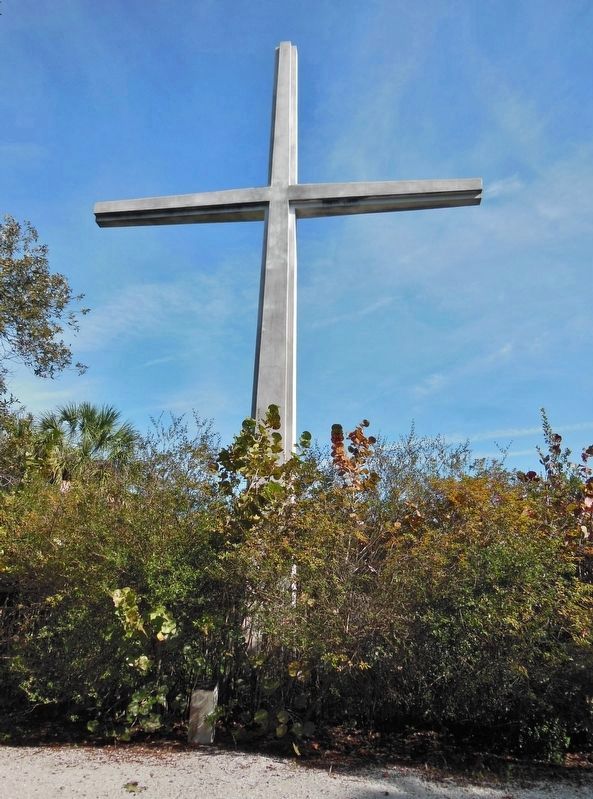 Memorial Cross (<i>located 50 yards south of marker</i>). Click for full size. Memorial Cross (<i>located 50 yards south of marker</i>) image. Click for full size.