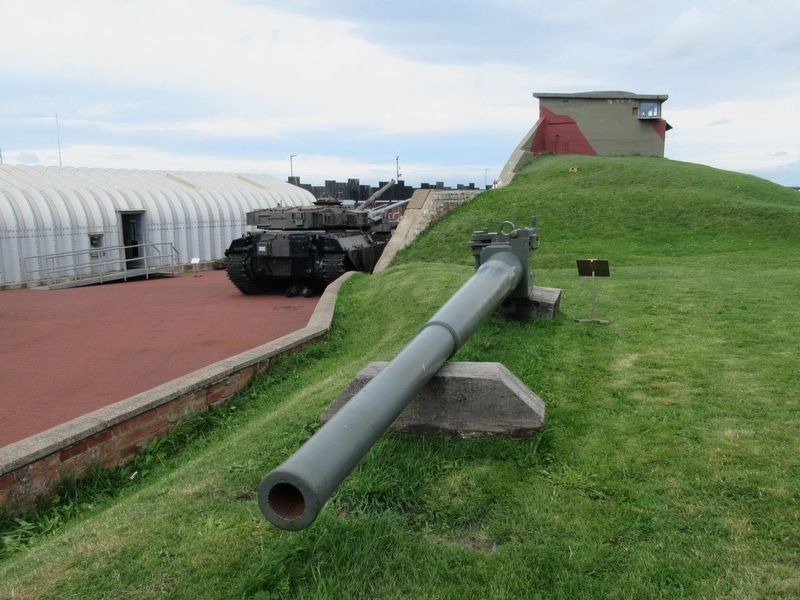 Naval Gun Barrel 4.5 inch QF Mk III image. Click for full size.