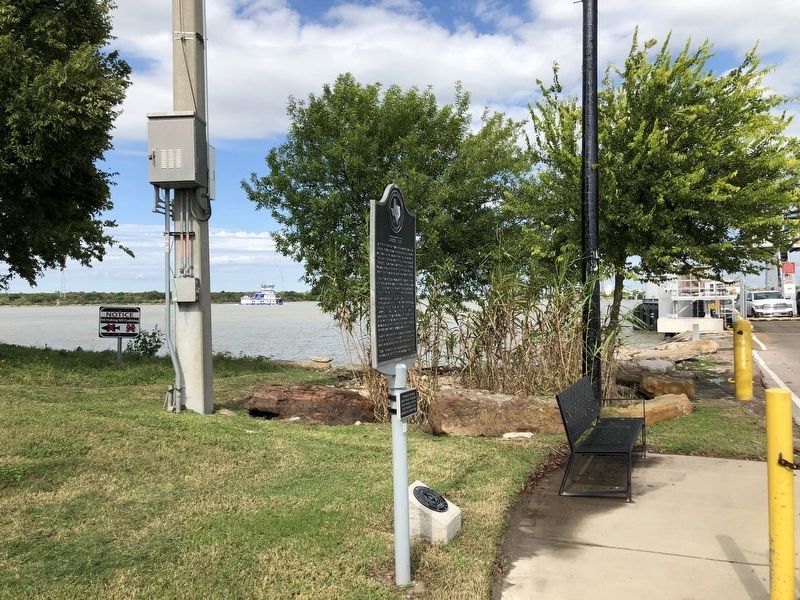Lynch's Ferry Marker. Click for full size. Lynch's Ferry Marker image. Click for full size.