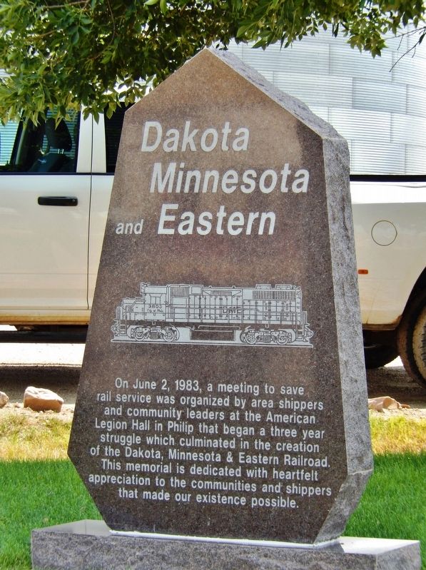 Dakota, Minnesota and Eastern Marker image. Click for full size.