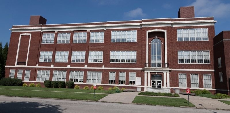 Douglass High School Building, Huntington, West Virginia image. Click for full size.