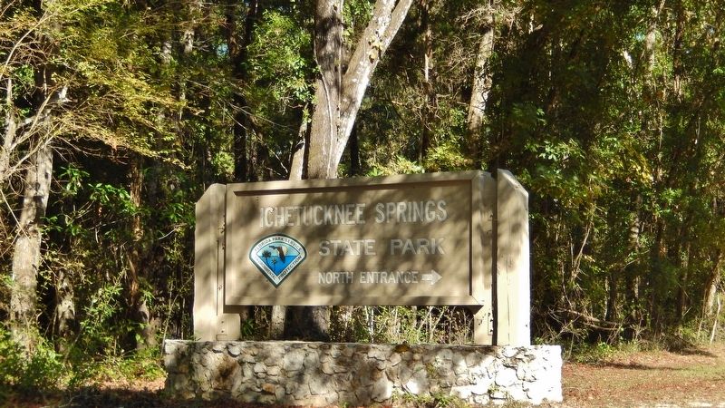 Ichetucknee Springs North Park Entrance (<i>turn here to access marker</i>) image. Click for full size.