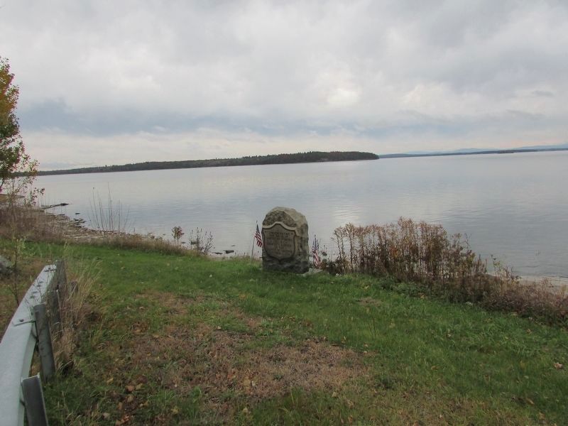 Monument on Lake Champlain image. Click for full size.