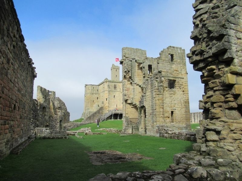 Warkworth Castle image. Click for full size.
