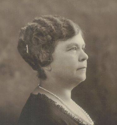 Mary Elliott Flanery (1867–1933) image. Click for full size.