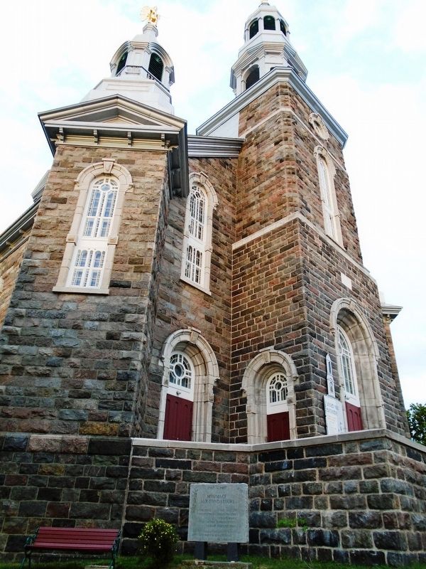 100<sup>e</sup> anniversaire de l'�glise Notre-Dame-des-Neiges Marker image. Click for full size.
