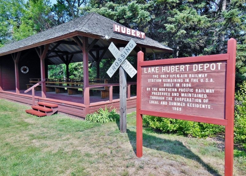 Lake Hubert Depot Marker (<i>wide view</i>) image. Click for full size.