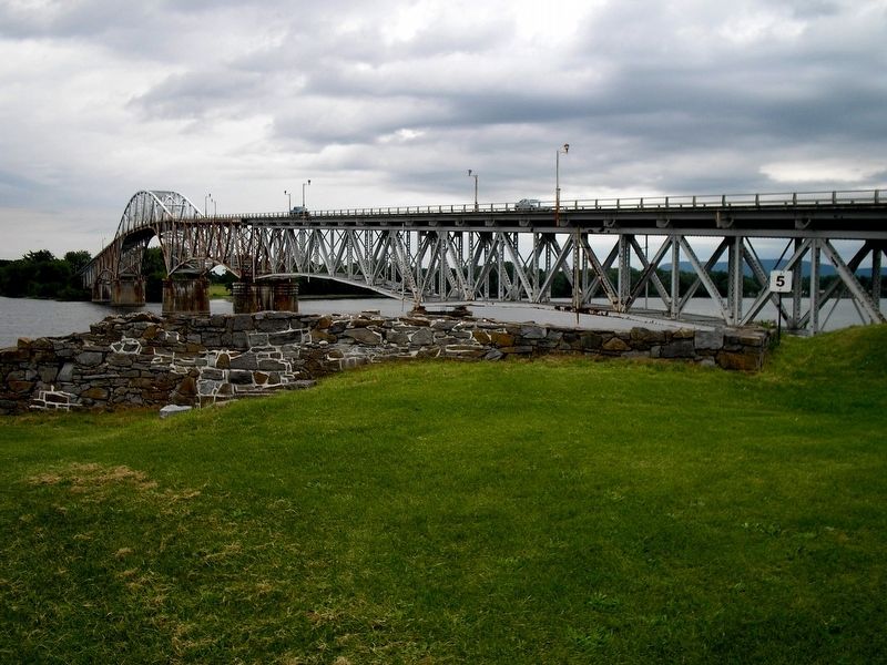 The 1929 Lake Champlain Bridge image. Click for full size.