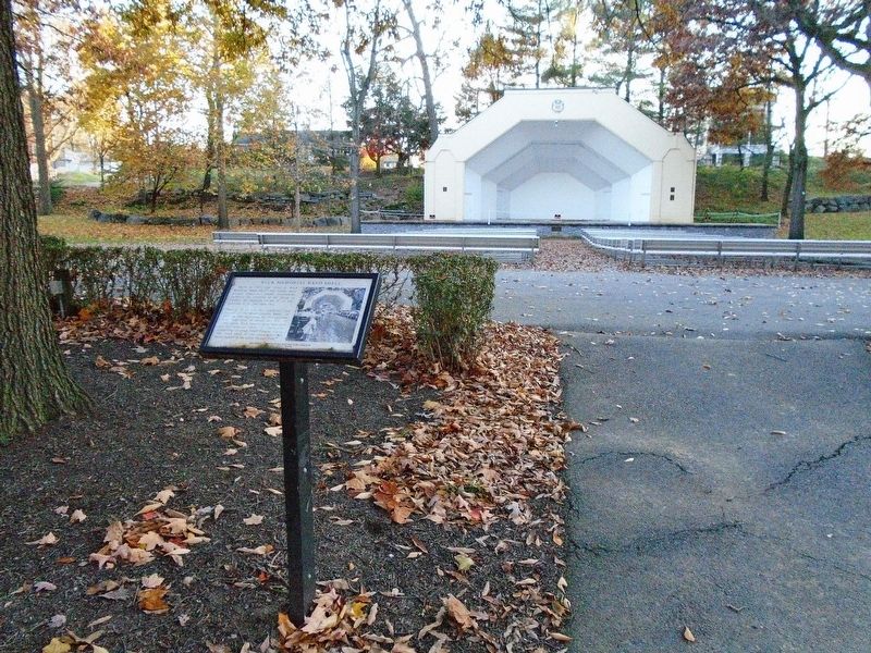 Beck Memorial Band Shell and Marker image. Click for full size.