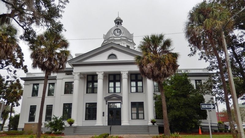 Jefferson County Courthouse (<i>located 1 block south of marker on North Jefferson Street</i>) image. Click for full size.