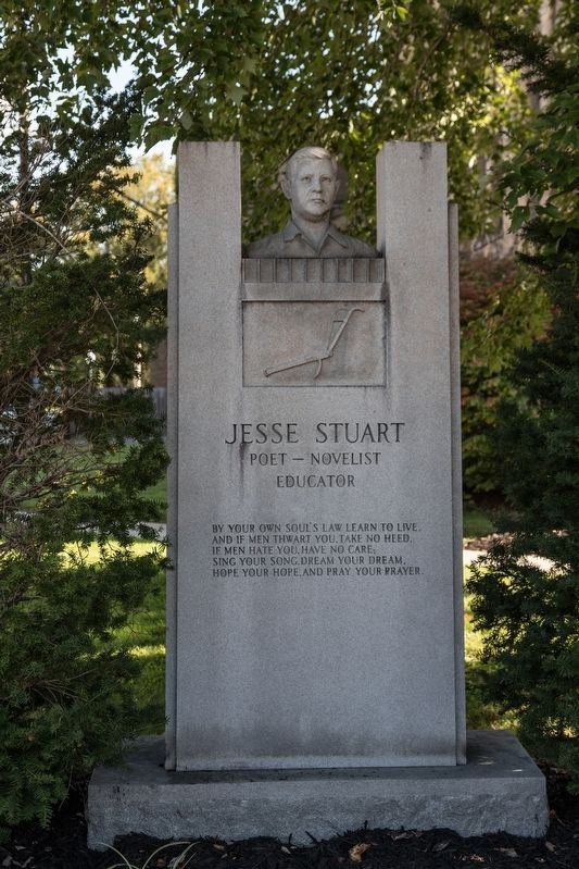 Jesse Stuart Monument image. Click for full size.