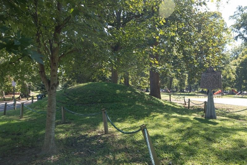Indian Mound and Marker image. Click for full size.