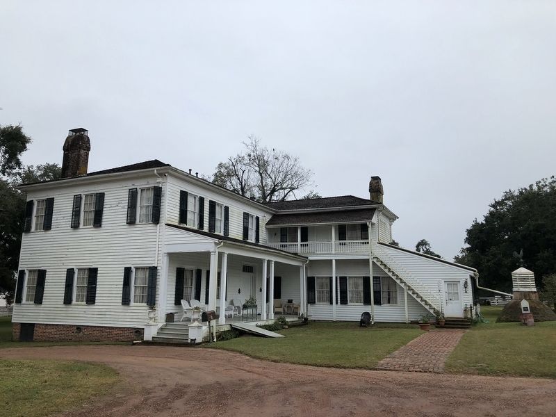 Liendo Plantation image. Click for full size.