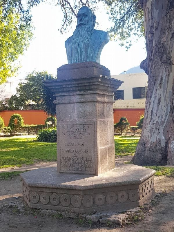 A nearby bust of Felipe de J. Chaparro y Ruiz image. Click for full size.