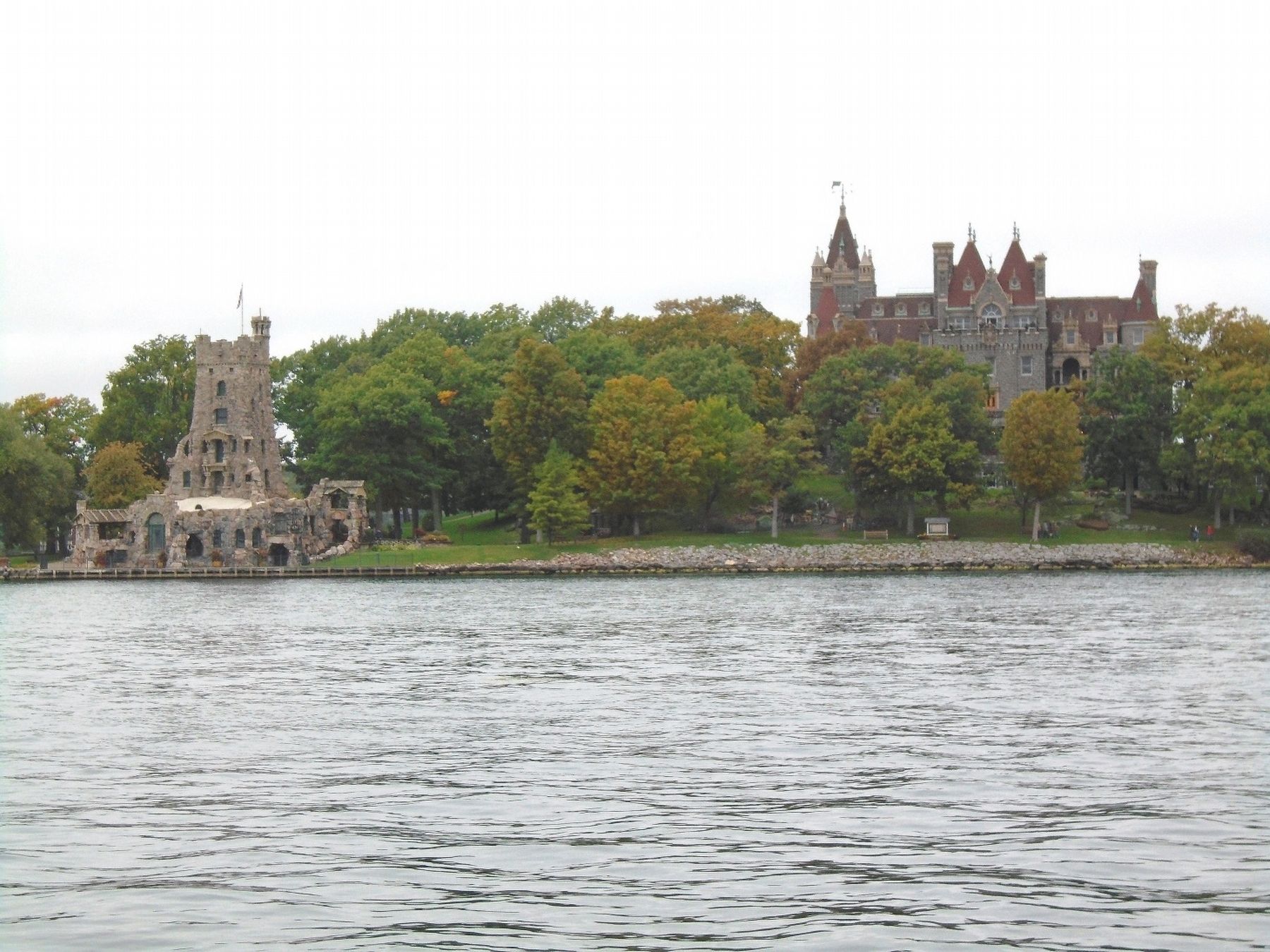 Boldt Castle on Heart Island. Click for full size. Boldt Castle on Heart Island image. Click for full size.