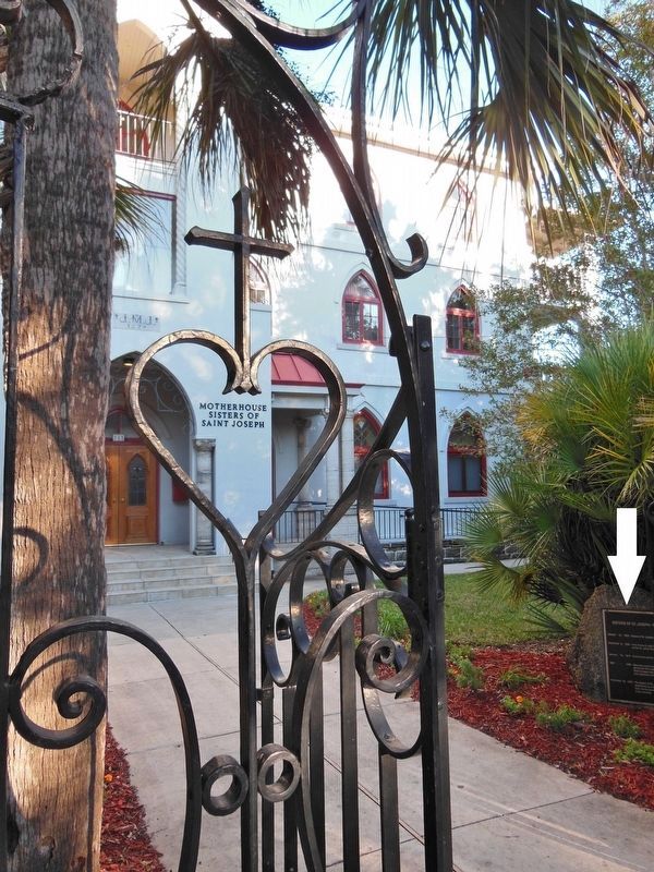 Sisters of St. Joseph - Florida Motherhouse Entrance (<i>marker visible on right side</i>) image. Click for full size.